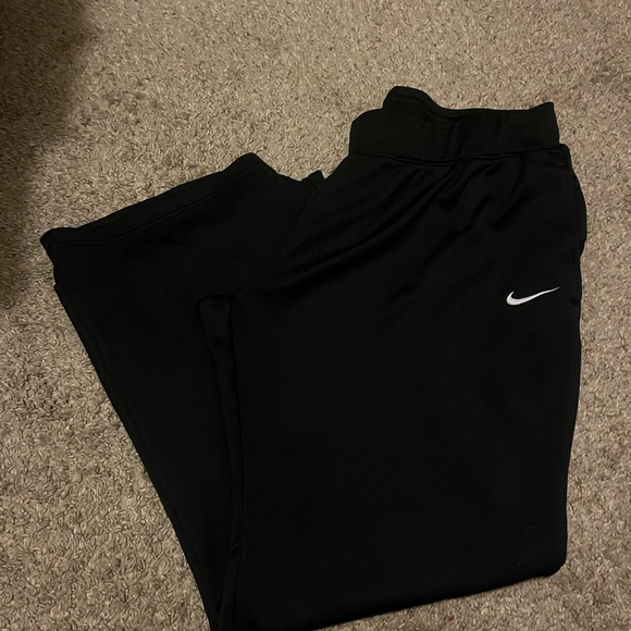 Wide Leg Nike Sweatpants - Picture 1 of 6